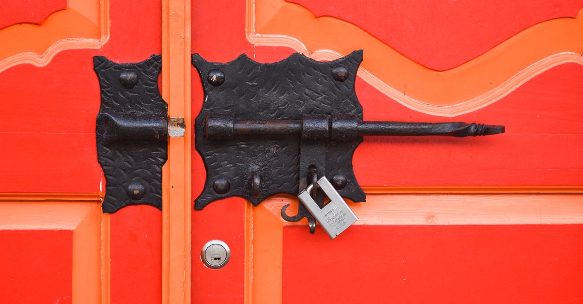 locksmith service technician — Harlem Locksmiths NYC