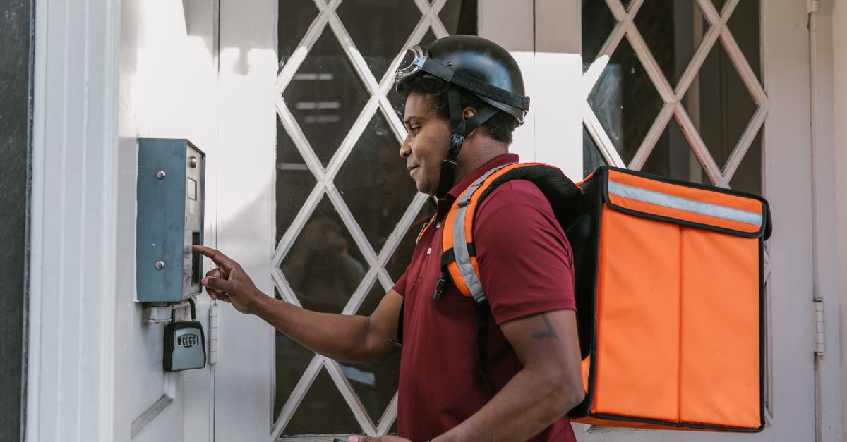 locksmith service technician — Harlem Locksmiths NYC